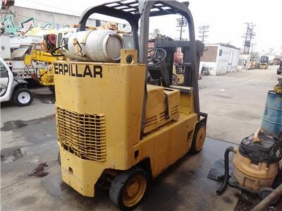 caterpillar-t80d-8000-lbs-forklift-big-4