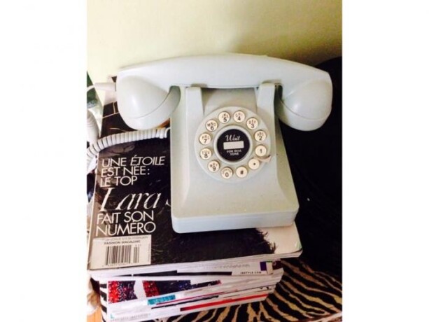 vintage-replica-phone-big-1
