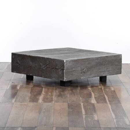 online-vintage-furniture-and-decor-auction-big-17