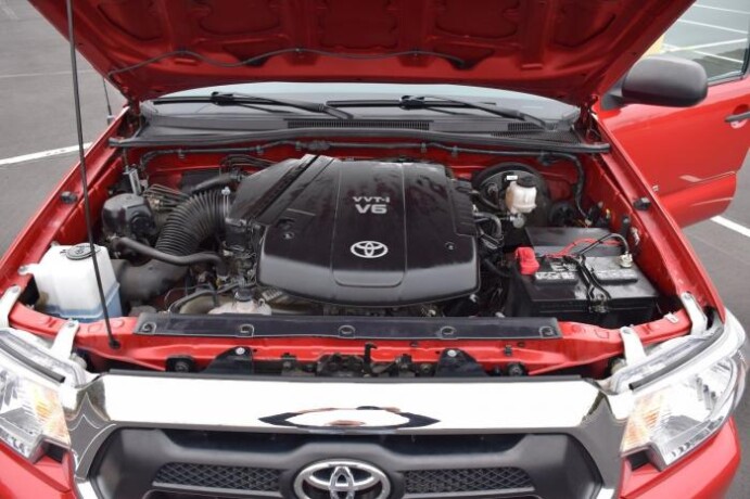 2013-toyota-tacoma-double-cab-sr5-4x4-big-0