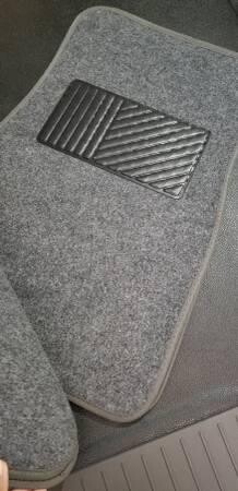 new-floor-mats-ford-transit-connect-big-2