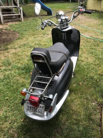 2008-zhong-scooter-big-0