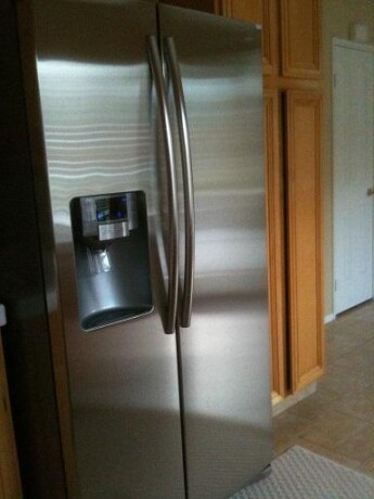 almost-brand-new-samsung-refrigerator-25-cu-ft-side-by-side-big-0