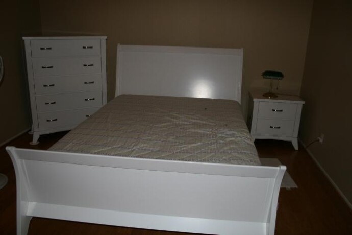 almost-brand-new-bedroom-set-big-1