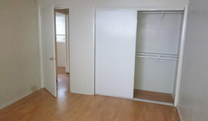 1490-1-bed-quiet-hollywood-hillside-location-big-2