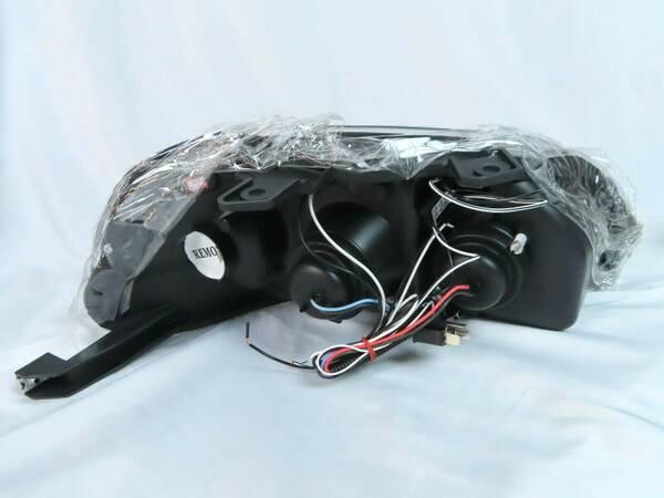 96-98-honda-civic-led-halo-projector-headlight-black-big-1