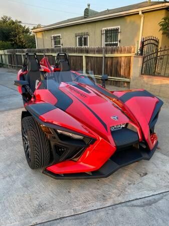 2020-polaris-slingshot-big-12