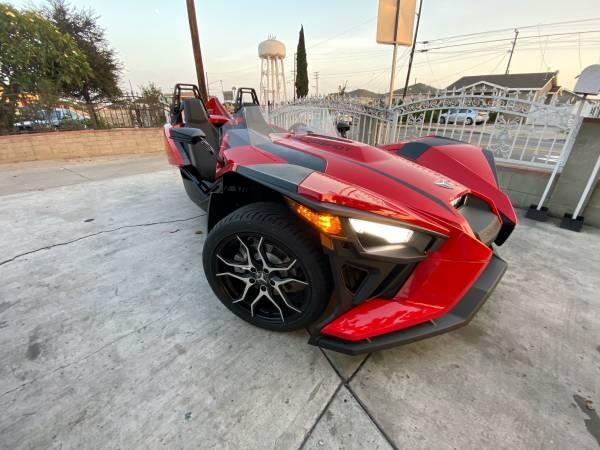 2020-polaris-slingshot-big-6