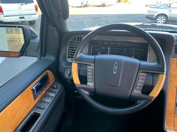 lincoln-navigator-big-6