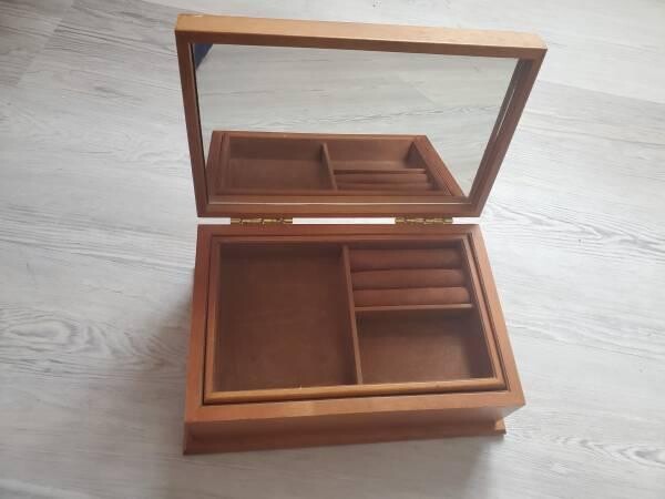 wood-jewelry-box-big-3