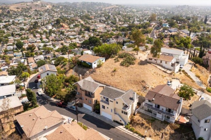 have-you-discovered-the-next-silverlake-big-0