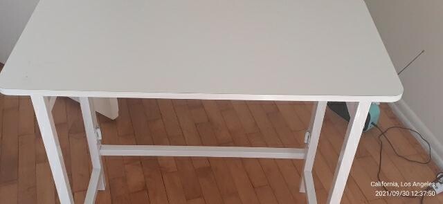 electric-guitar-desk-2-small-sofas-jewelry-bag-jewelry-big-2