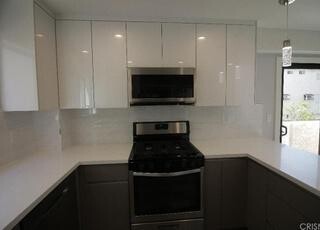 townhouse-for-rent-fully-remodeled-pool-garage-laundry-room-big-8