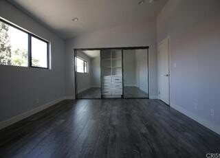 townhouse-for-rent-fully-remodeled-pool-garage-laundry-room-big-5