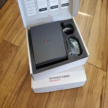 new-bobcat-miner-300-hnt-helium-hotspot-us915-big-0