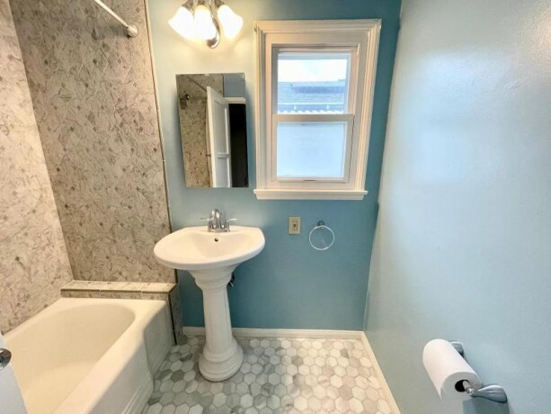 2-bedroom-house-for-rent-big-6