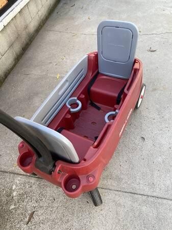 radio-flyer-wagon-for-two-kids-big-1