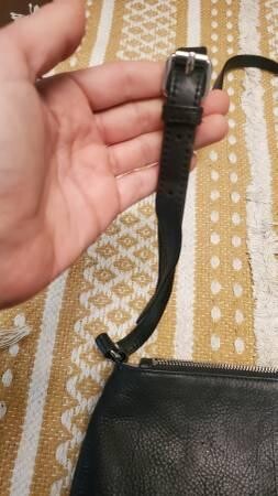 margot-new-york-100-leather-crossbody-bag-big-1