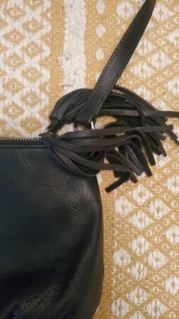 margot-new-york-100-leather-crossbody-bag-big-0