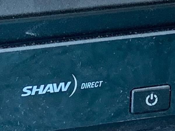complete-shaw-direct-satellite-system-75e-dish-xku-lnb-2-630-pvr-big-4