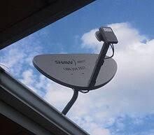 complete-shaw-direct-satellite-system-75e-dish-xku-lnb-2-630-pvr-big-0