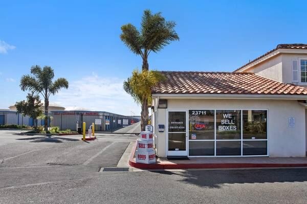 see-why-us-storage-centers-is-the-best-in-the-area-big-2