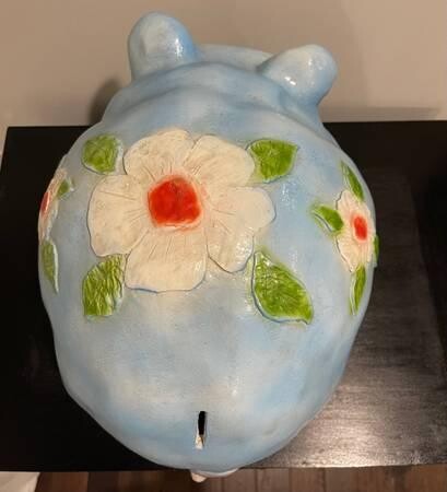 large-porcelain-hand-painted-piggy-bank-big-1