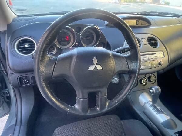 2008-mitsubishi-eclipse-big-8