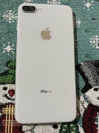 flawless-unlocked-iphone-8-plus-64gb-with-case-big-5