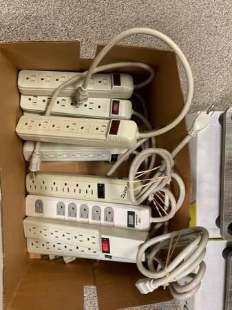 closing-sale-los-angeles-big-12