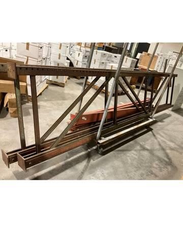 closing-sale-los-angeles-big-9
