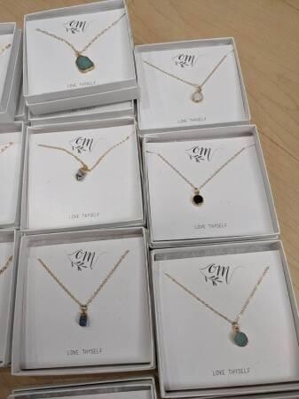 natural-gemstones-pendant-necklace-big-3