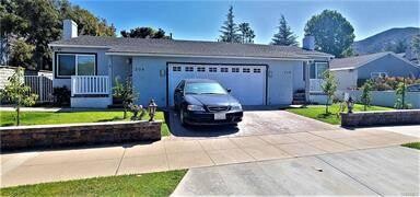 2br-1672ft2-reduced-burbanktoluca-lake-duplex-big-1