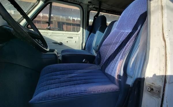 1984-chevrolet-chevy-van-g30-van-big-4