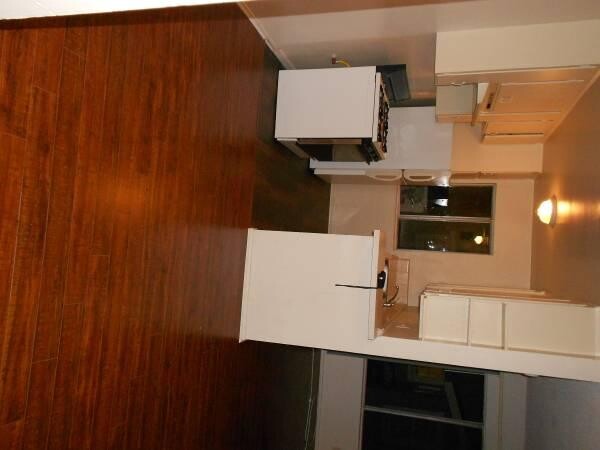 rent-a-house-shopping-center-apt-4-movie-for-commercial-or-show-big-1