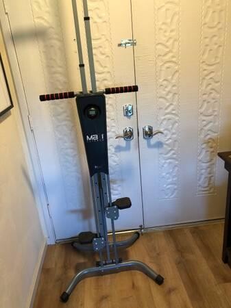 sole-elliptical-exercise-machine-big-5