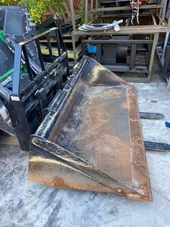 forks-for-skid-steers-big-0