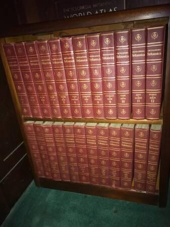 1960s-encyclopedia-brittanica-with-world-atlas-big-2