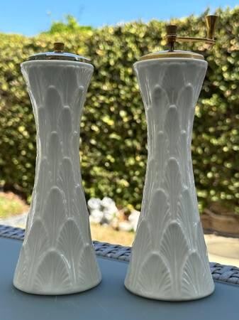 lenox-salt-and-pepper-set-big-5