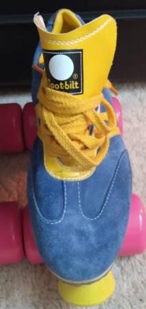 spot-bilt-rollerskates-sure-grip-vintage-roller-skates-big-0