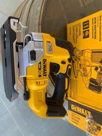 dewalt-jig-saw-big-0