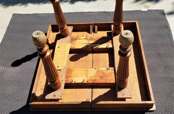 antique-quartersawn-table-mainly-for-the-rare-legs-big-11