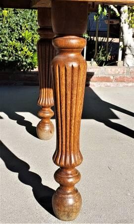 antique-quartersawn-table-mainly-for-the-rare-legs-big-7