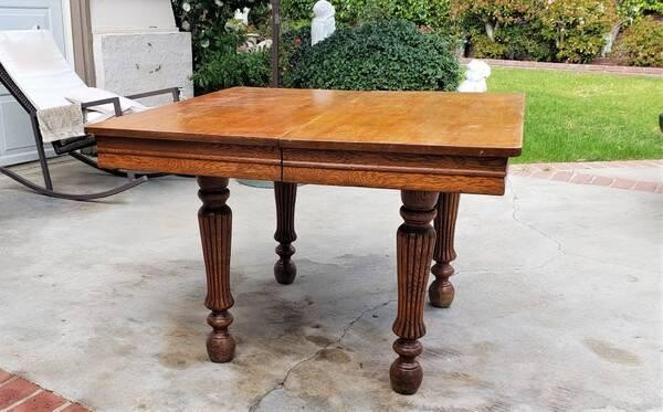 antique-quartersawn-table-mainly-for-the-rare-legs-big-5