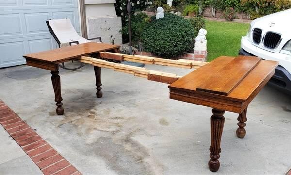 antique-quartersawn-table-mainly-for-the-rare-legs-big-3