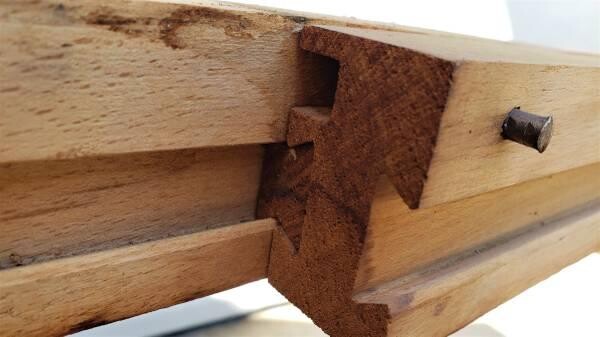 antique-quartersawn-table-mainly-for-the-rare-legs-big-1