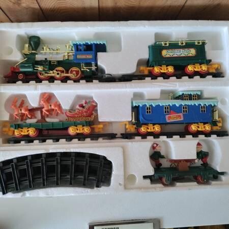 vintage-toy-state-north-pole-christmas-magic-musical-animated-big-8