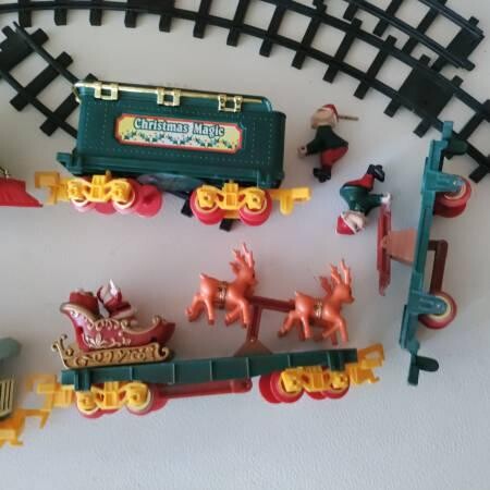 vintage-toy-state-north-pole-christmas-magic-musical-animated-big-7