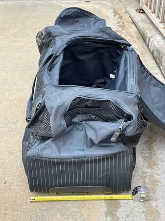 this-is-a-rather-large-gear-bag-designed-for-hauling-big-1