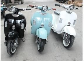electric-scootermoped-vespa-style-brand-new-big-19